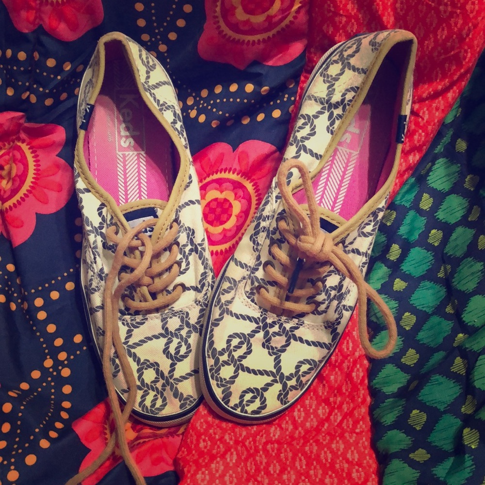 Used Keds shoes.
